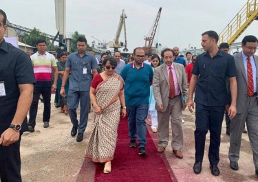 New trade era - Bhutanese ship arrives in Bangladesh using Indian waterway