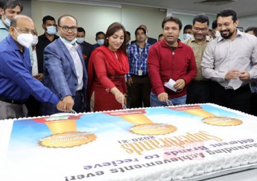 Winning Superbrands Award by Bashundhara paper, tissue and diaper celebrated